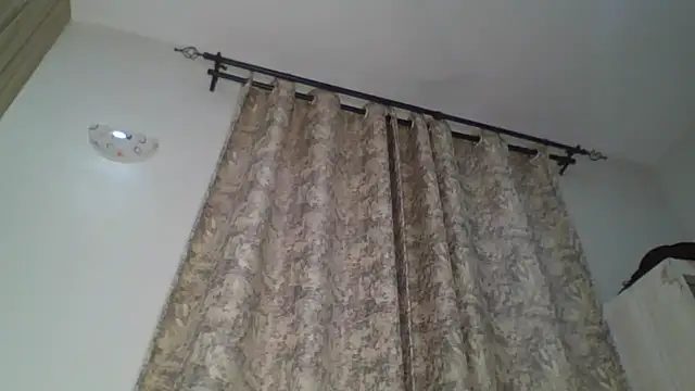 Snapshot of sweet_sassy_ chatting on November 2025 04:13:02 AM sweet sassy online show from November 2025 04:13:02 AM