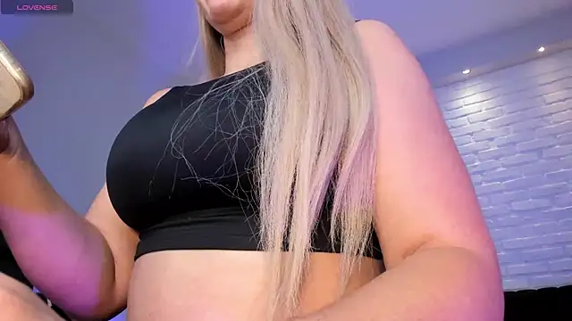 SophieBarnett online show from January 2025 02:12:02 AM