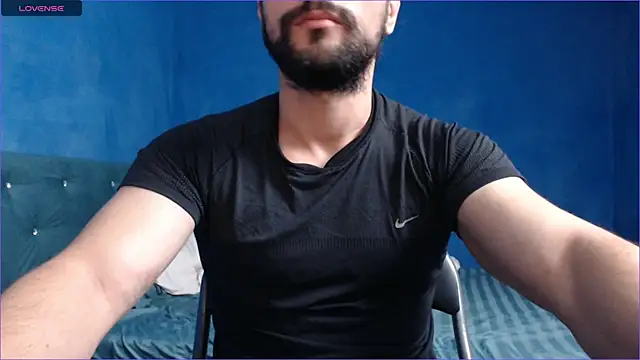 Snapshot of alex_blu chatting on October 2025 11:20:02 AM alex blu online show from October 2025 11:20:02 AM