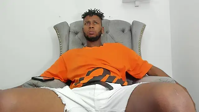 Snapshot of santhi_lee chatting on February 2025 03:08:02 AM santhi lee online show from February 2025 03:08:02 AM