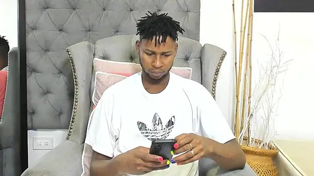 Snapshot of santhi_lee chatting on February 2025 03:04:02 AM santhi lee online show from February 2025 03:04:02 AM