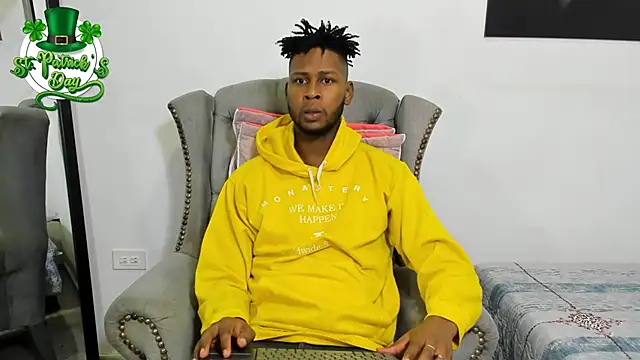 Snapshot of santhi_lee chatting on March 2025 02:04:02 AM santhi lee online show from March 2025 02:04:02 AM