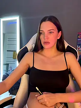 Snapshot of julia_fly chatting on November 2025 09:52:01 AM julia fly online show from November 2025 09:52:01 AM