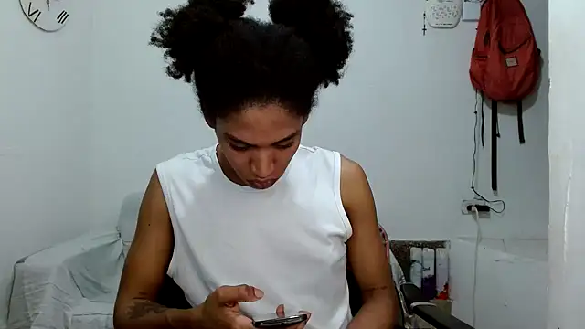 angelamarie1 online show from October 2025 11:25:02 PM