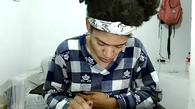 angelamarie1 online show from October 2025 11:07:01 AM