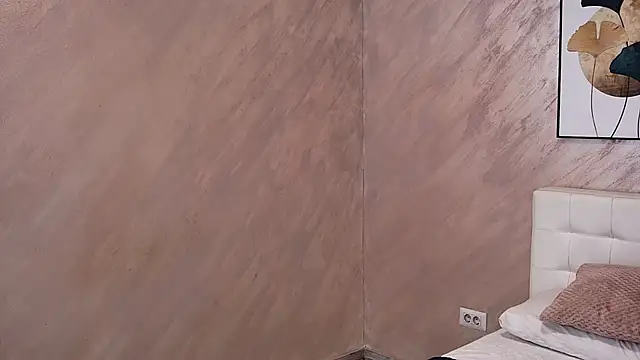 Snapshot of Sierra_Halle chatting on January 2025 11:56:01 PM Sierra Halle online show from January 2025 11:56:01 PM