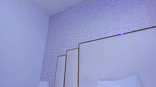 paola rodriguez online show from November 2025 11:33:02 AM