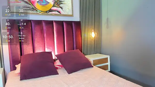 Snapshot of LauraAristizabal chatting on October 2025 12:45:02 PM LauraAristizabal online show from October 2025 12:45:02 PM