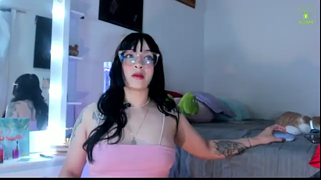 Snapshot of miaa-lee chatting on November 2025 01:44:01 AM miaa-lee online show from November 2025 01:44:01 AM