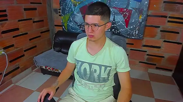 Snapshot of patrik_027 chatting on March 2025 01:56:02 PM patrik 027 online show from March 2025 01:56:02 PM