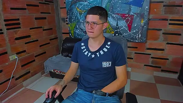 Snapshot of patrik_027 chatting on March 2025 05:57:01 PM patrik 027 online show from March 2025 05:57:01 PM