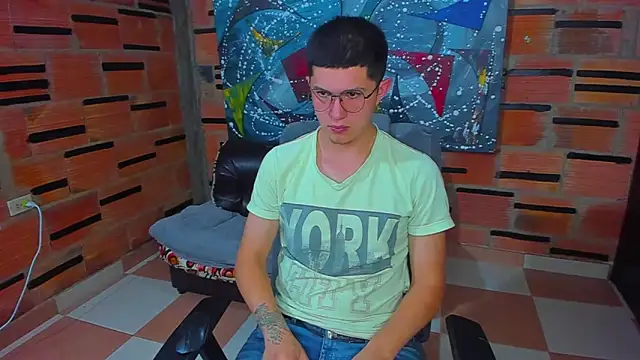 Snapshot of patrik_027 chatting on March 2025 09:45:01 PM patrik 027 online show from March 2025 09:45:01 PM