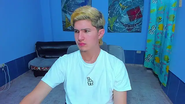 Snapshot of patrik_027 chatting on September 2025 06:04:01 AM patrik 027 online show from September 2025 06:04:01 AM