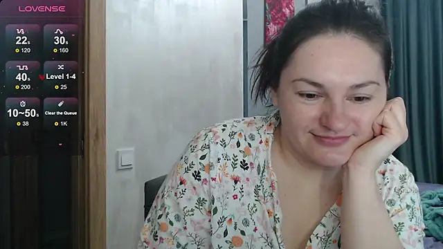 Snapshot of Stacy_Davice chatting on October 2025 06:27:02 PM Stacy Davice online show from October 2025 06:27:02 PM