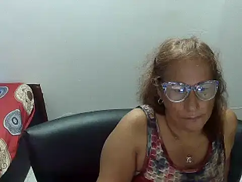 charrysexy1 online show from December 2024 10:06:01 PM
