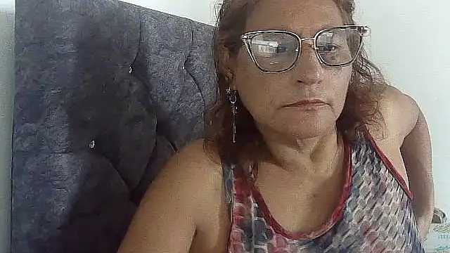 Snapshot of charrysexy1 chatting on October 2025 01:01:02 PM charrysexy1 online show from October 2025 01:01:02 PM