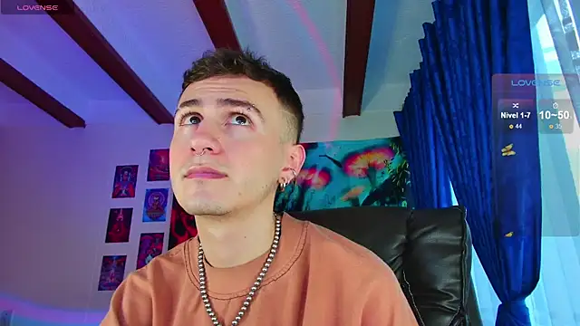 dimitri-bilak online show from December 2024 10:30:01 PM