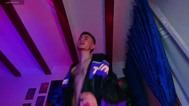 dimitri-bilak online show from December 2024 01:36:01 AM