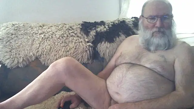 SexySantaC online show from September 2025 06:50:01 AM