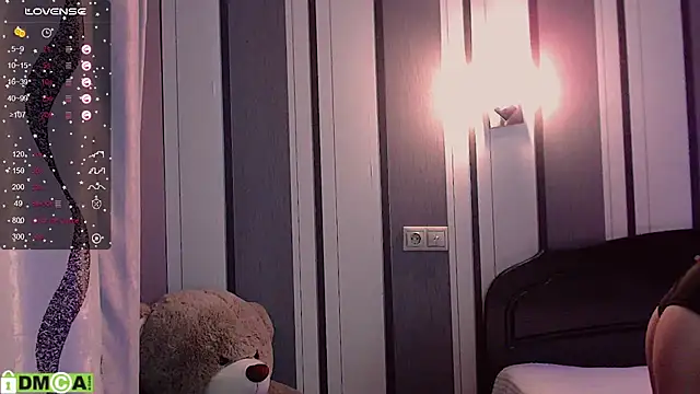  Amelle  online show from February 2025 01:33:01 PM