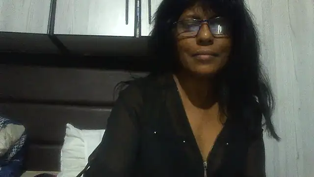MsAttitude online show from December 2024 07:00:02 PM