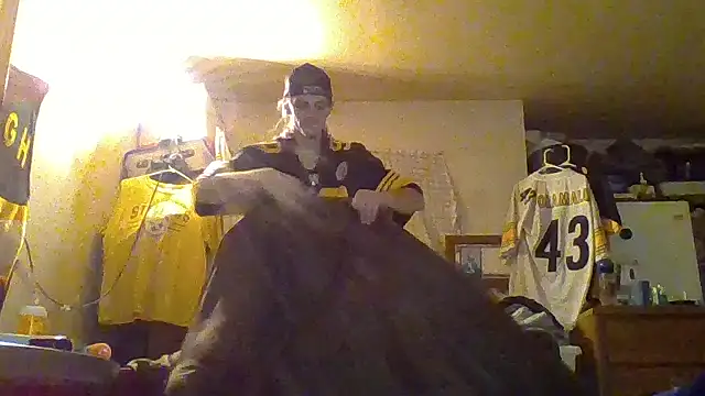 Snapshot of xxxTony999 chatting on November 2025 11:26:01 PM xxxTony999 online show from November 2025 11:26:01 PM