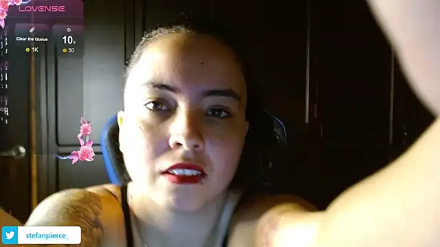 jaydensalvatore  online show from October 2025 11:02:01 PM