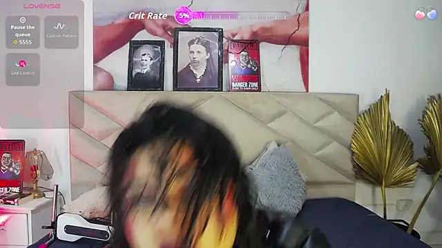 Snapshot of SabinaMerchetti chatting on October 2025 03:10:02 AM SabinaMerchetti online show from October 2025 03:10:02 AM