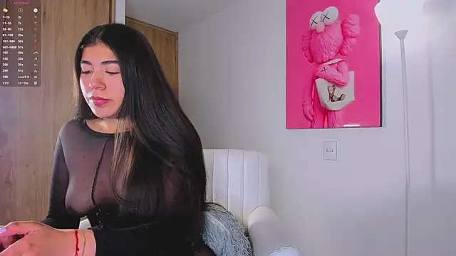 Kim crosspp online show from October 2025 04:19:01 PM