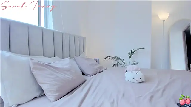 Snapshot of Foxxy222_ chatting on November 2025 08:30:01 PM Foxxy222 online show from November 2025 08:30:01 PM