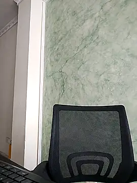 Snapshot of EmmaWilliamss chatting on October 2025 04:24:02 PM EmmaWilliamss online show from October 2025 04:24:02 PM