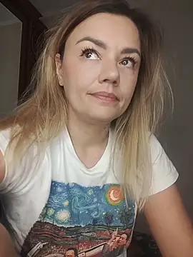 KrissSexi online show from October 2025 04:49:01 AM