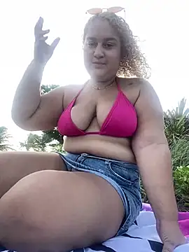 MinaBoss online show from February 2025 06:45:02 PM