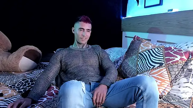 Snapshot of Mark_Kamper chatting on December 2024 11:56:02 PM Mark Kamper online show from December 2024 11:56:02 PM