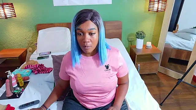 dannaahbrown online show from October 2025 08:06:02 PM