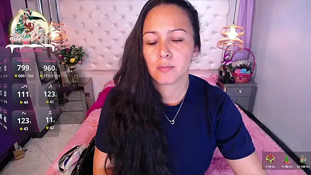 Georgina-Musk online show from December 2024 07:43:01 PM