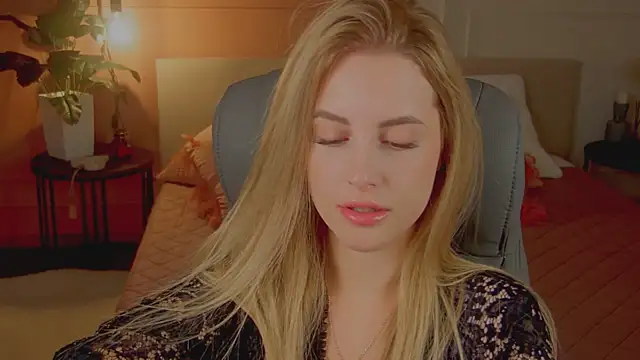 Snapshot of anita_blairr chatting on October 2025 01:22:01 AM anita blairr online show from October 2025 01:22:01 AM