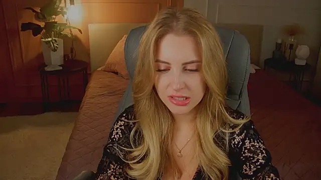 Snapshot of anita_blairr chatting on October 2025 01:04:02 AM anita blairr online show from October 2025 01:04:02 AM