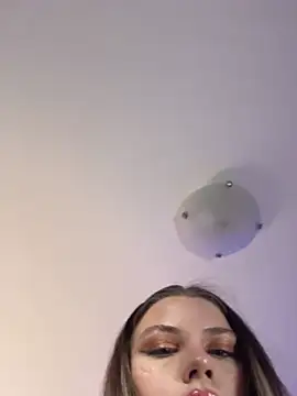 Snapshot of KittyKatyDream chatting on February 2025 02:13:02 PM KittyKatyDream online show from February 2025 02:13:02 PM