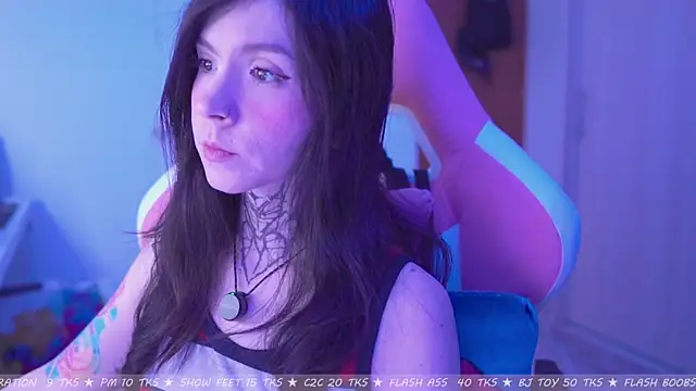 Snapshot of Meowbluu chatting on September 2025 11:10:01 AM Meowbluu online show from September 2025 11:10:01 AM