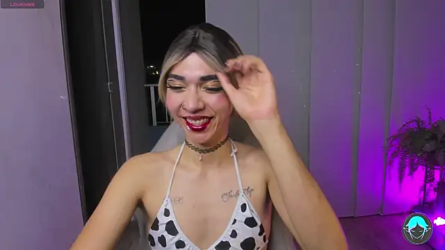Snapshot of sofi_elfqueen chatting on January 2025 01:30:01 AM sofi elfqueen online show from January 2025 01:30:01 AM
