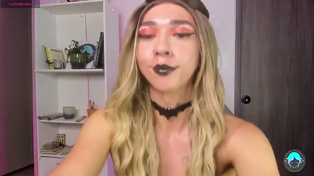 Snapshot of sofi_elfqueen chatting on February 2025 02:55:02 AM sofi elfqueen online show from February 2025 02:55:02 AM