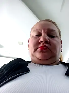 HORNY MATURE25 online show from December 2024 06:10:01 PM