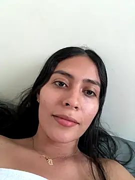 Sophie  Foxxx online show from September 2025 10:35:01 PM