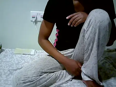 lupita 0 online show from October 2025 08:04:01 AM