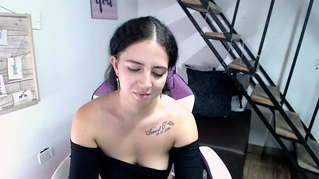 samantha baby  online show from October 2025 07:22:01 PM