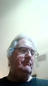 Snapshot of graham1980 chatting on November 2025 04:28:01 PM graham1980 online show from November 2025 04:28:01 PM