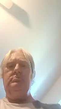 Snapshot of graham1980 chatting on November 2025 05:12:01 PM graham1980 online show from November 2025 05:12:01 PM