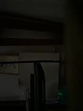 Snapshot of la_chiennete chatting on October 2025 08:40:02 AM la chiennete online show from October 2025 08:40:02 AM