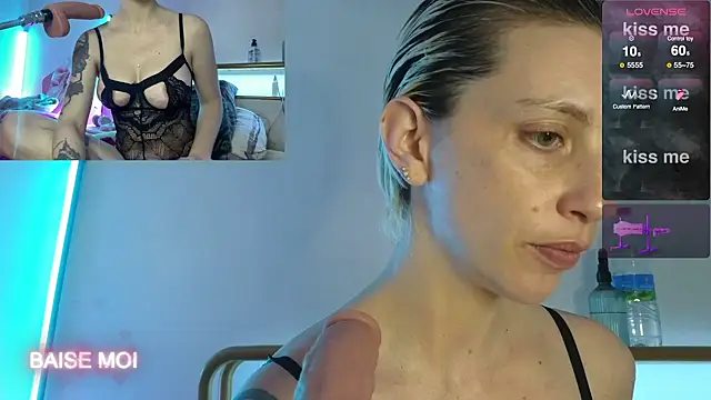 Snapshot of Liza_Rosa chatting on March 2025 08:10:02 PM Liza Rosa online show from March 2025 08:10:02 PM
